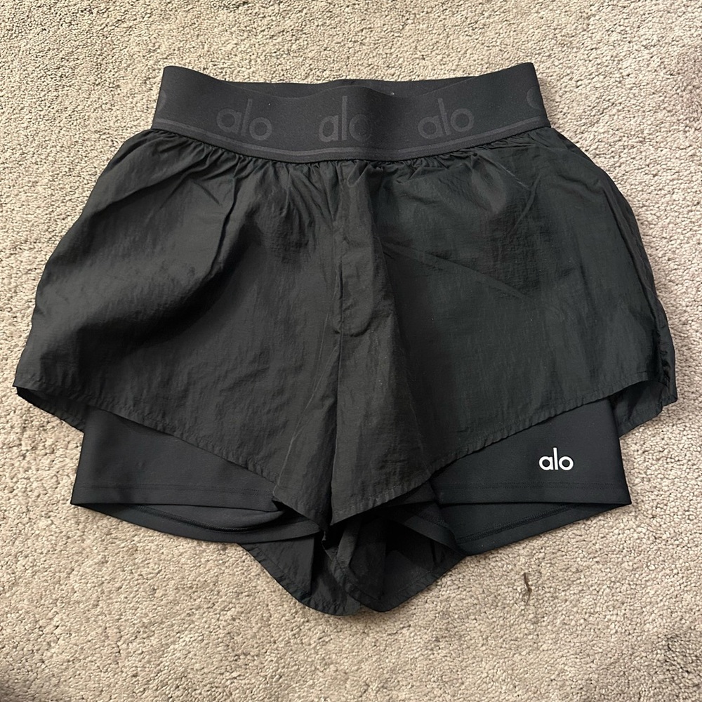 ALO Yoga Black Men's Shorts